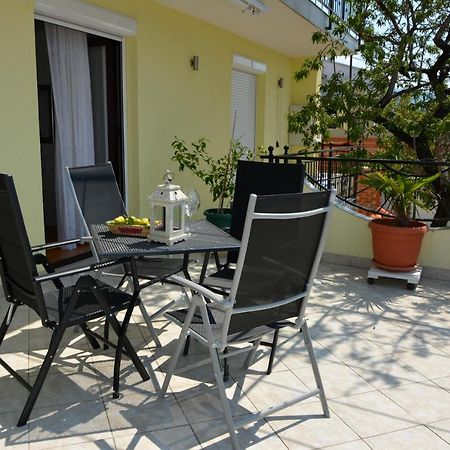 Apartment Rita Сен Екстериор снимка