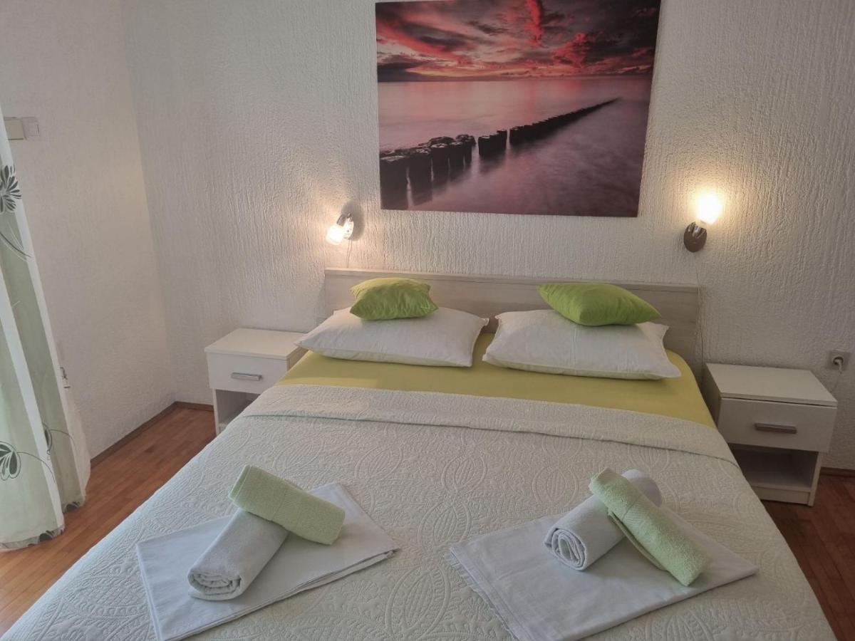 Apartment Rita Сен Екстериор снимка