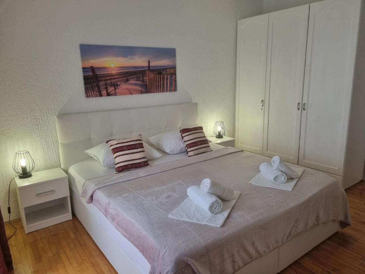 Apartment Rita Сен Екстериор снимка