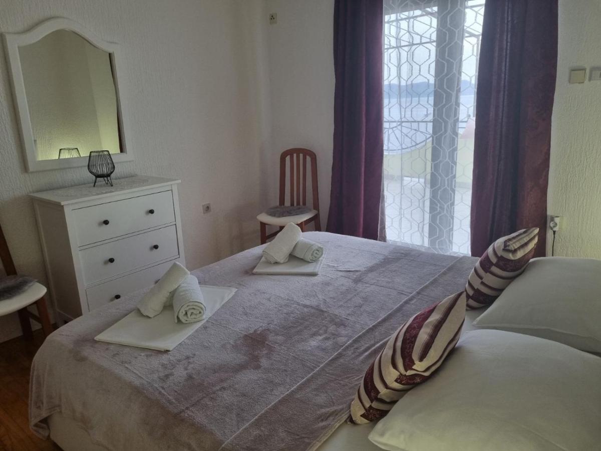 Apartment Rita Сен Екстериор снимка