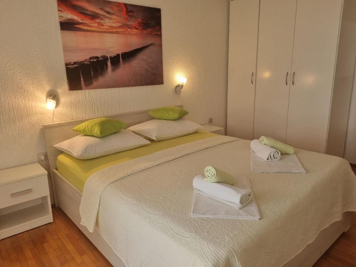 Apartment Rita Сен Екстериор снимка